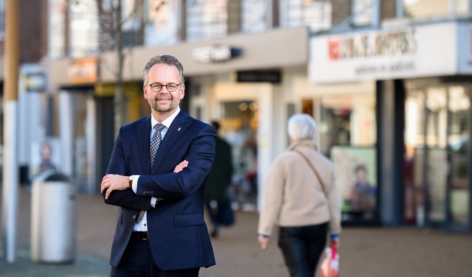 Wethouder Knape trapt op de financiële rem Al het nieuws uit Katwijk