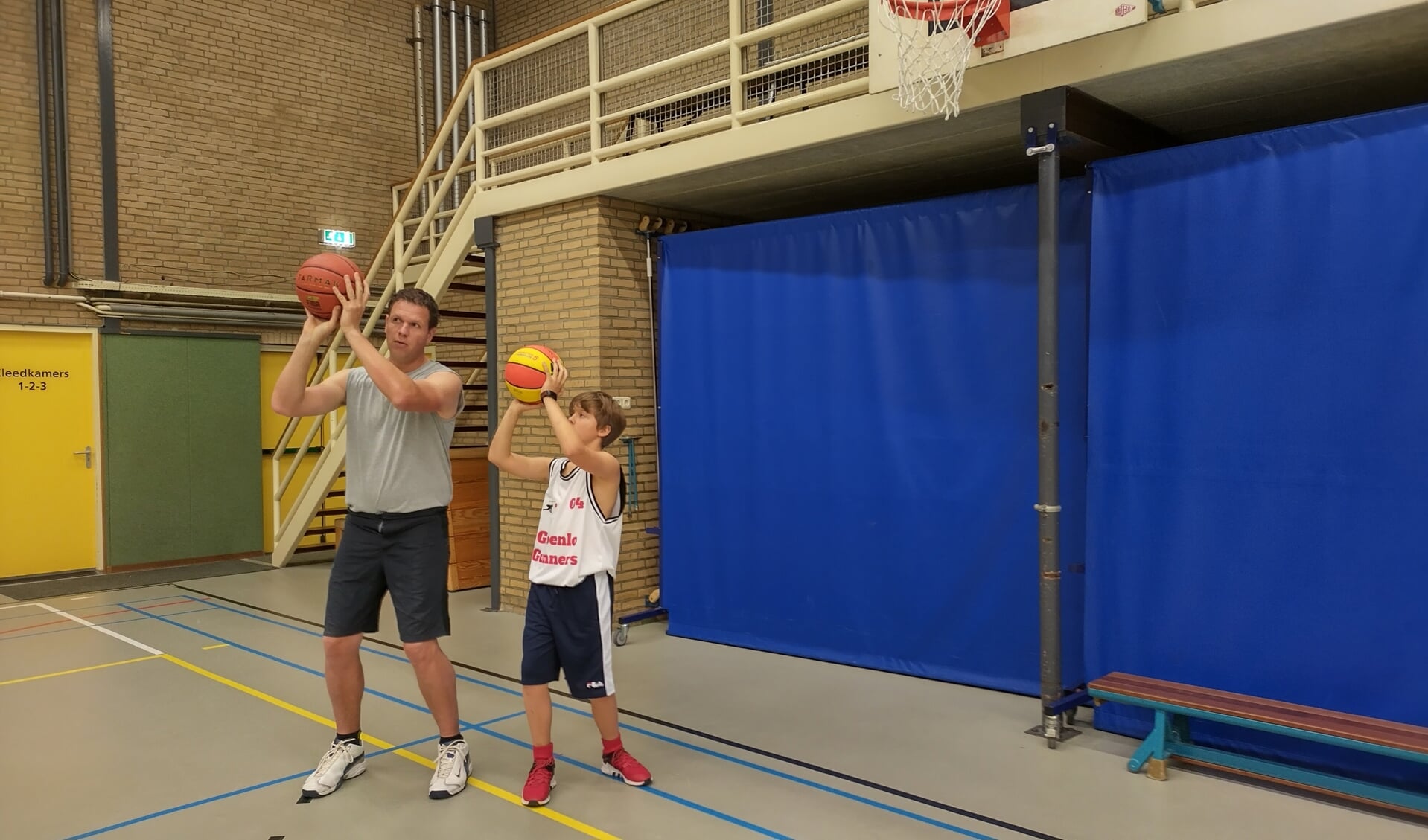 Florian Huiskamp Introduceert Basketbal In Oost Gelre Sport Elna Nl