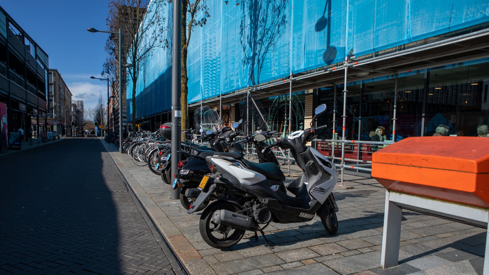 Fietsen En Scooters Vanaf Maart Verwijderd Uit Metropolestraat