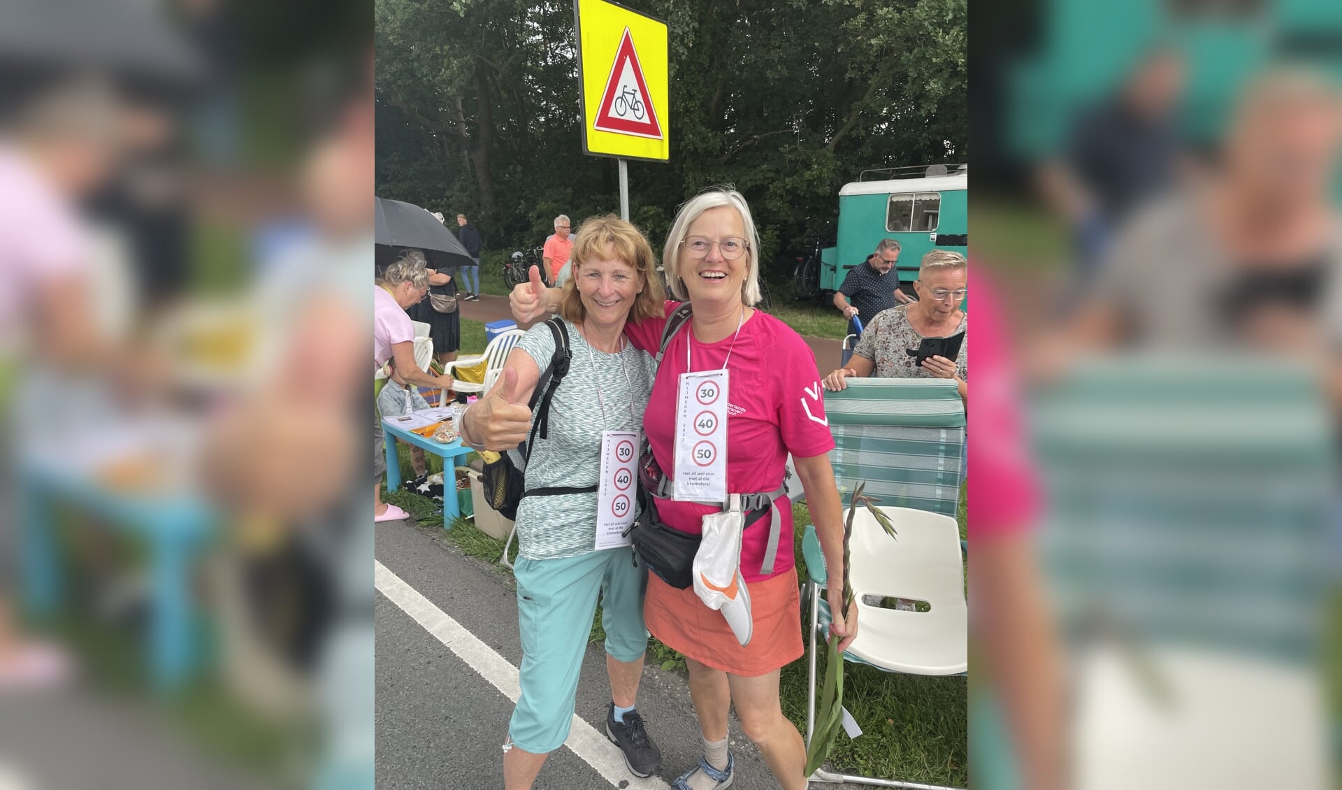 Vriendinnen Sluiten De Nijmeegse Vierdaagse Af Moe Maar Voldaan Al