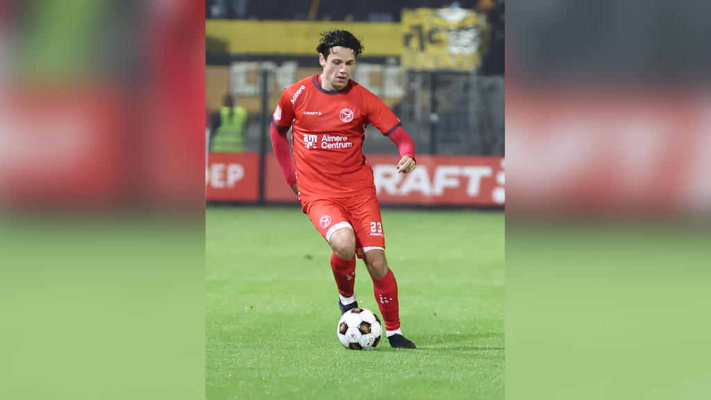 Jochem Ritmeester van de Kamp tikte de 0-2 binnen. (Archieffoto: Fred Rotgans)
