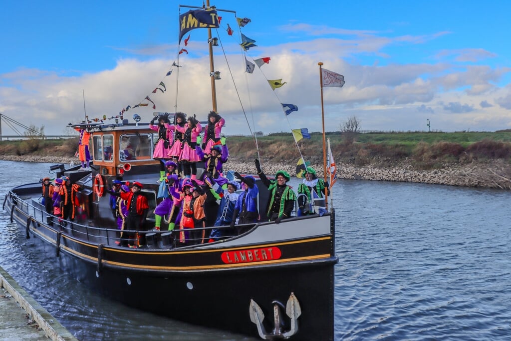 Intocht Beneden-Leeuwen