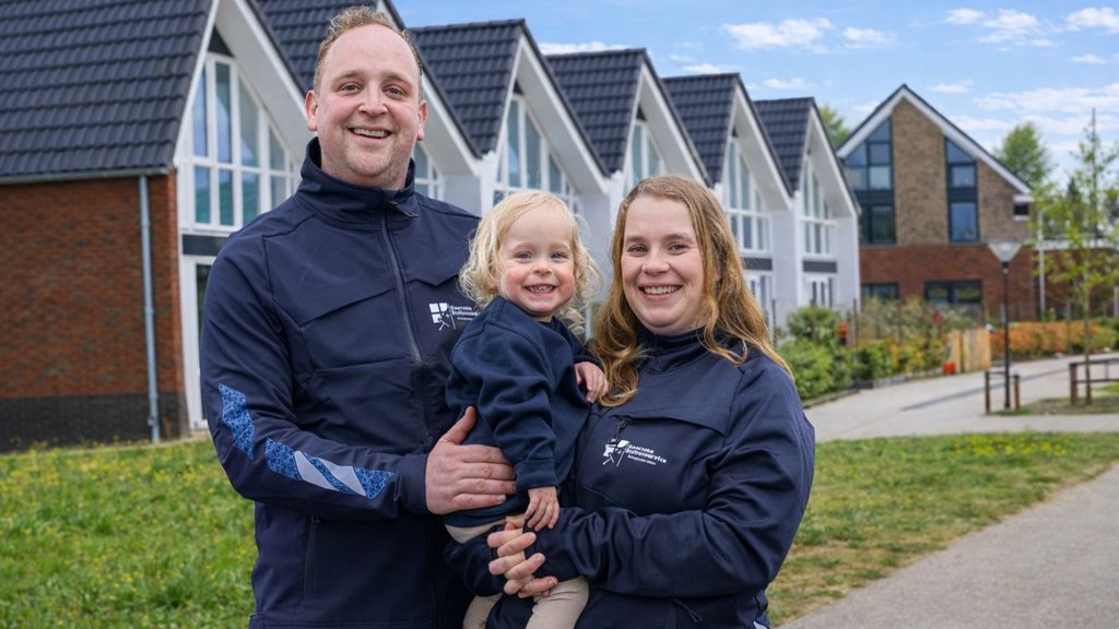 Max, Rebecca en hun dochter, van Boersma Buitenservice