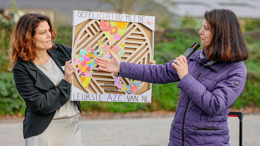 opening azc in Dalfsen