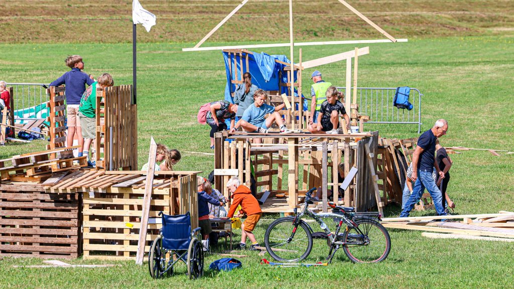 de Timmerweek in Dalfsen in volle gang