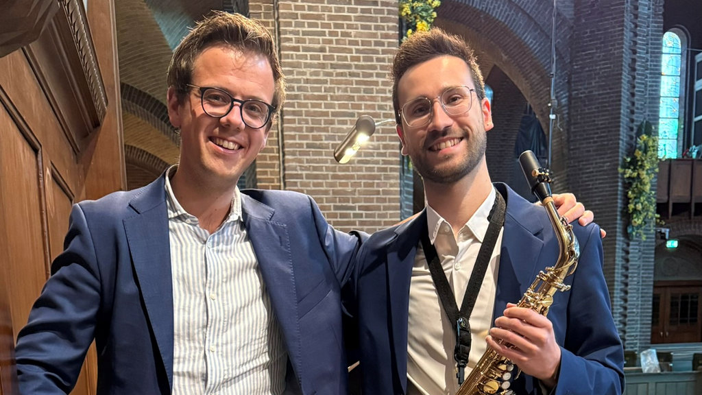 Saxofoon en orgel klinken samen in Kapelle