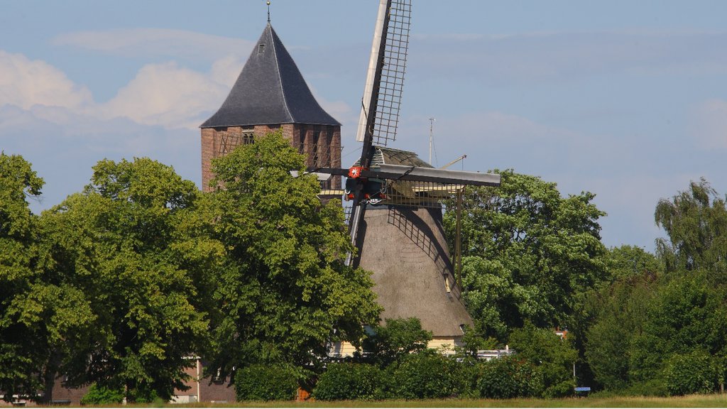 de Grote kerk bepaalt deels het beeld van Dalfsen. Archief