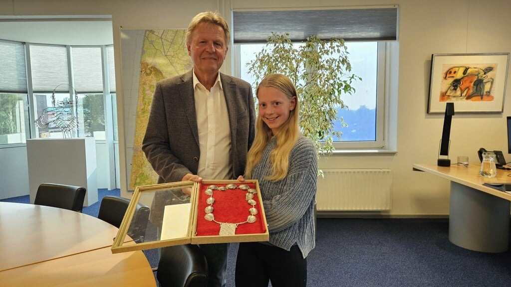 Installatie Emma Wildenberg als nieuwe kinderburgemeester