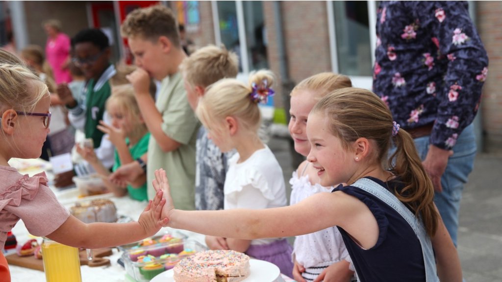 de baksels van de leerlingen zagen er heerlijk uit. Eigen foto De Planthof.