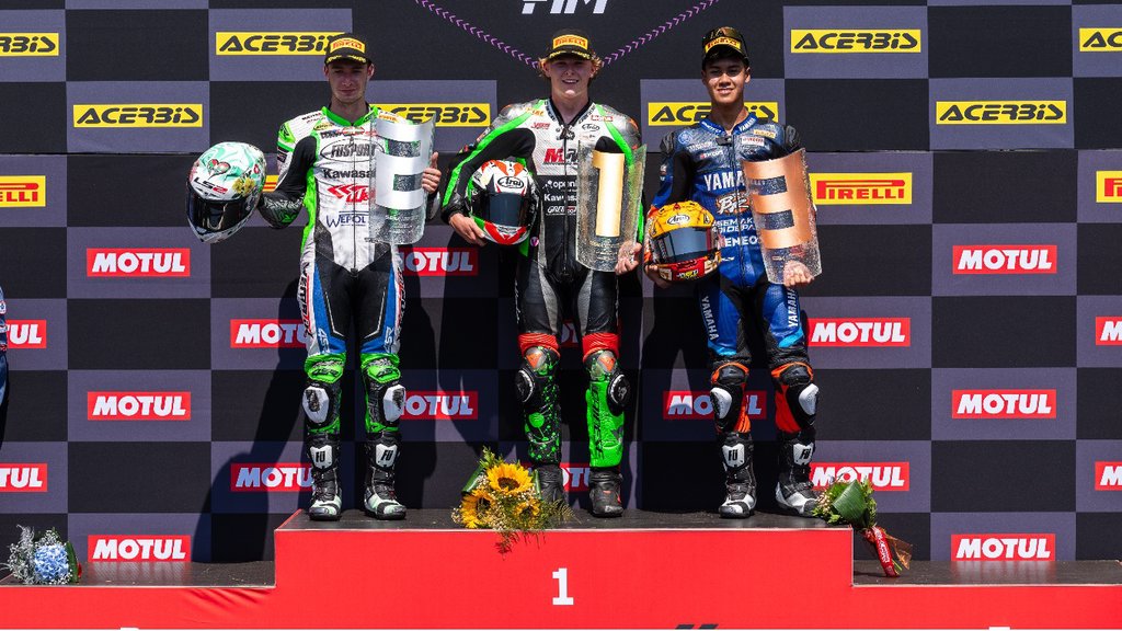 Loris Veneman op het podium