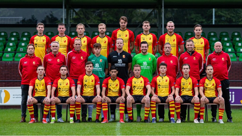 het eerste team van SV Dalfsen.