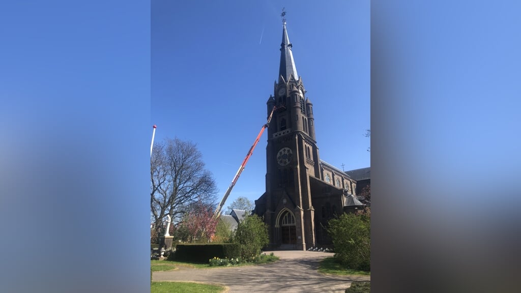 Boekenmarkt en open kerkdag maandag 9 juni