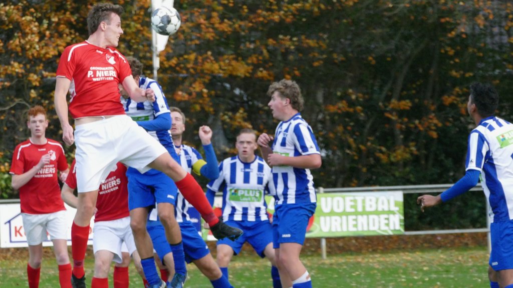 Zo hoogstaand als op deze foto was het zelden in herfstig Weiteveen.