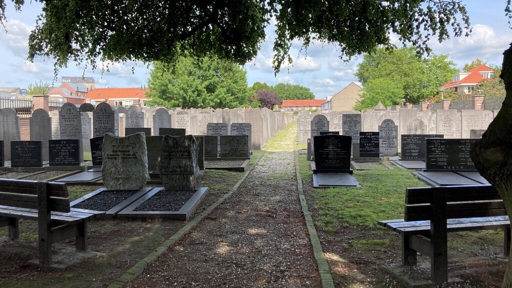 Openstelling Joodse begraafplaats