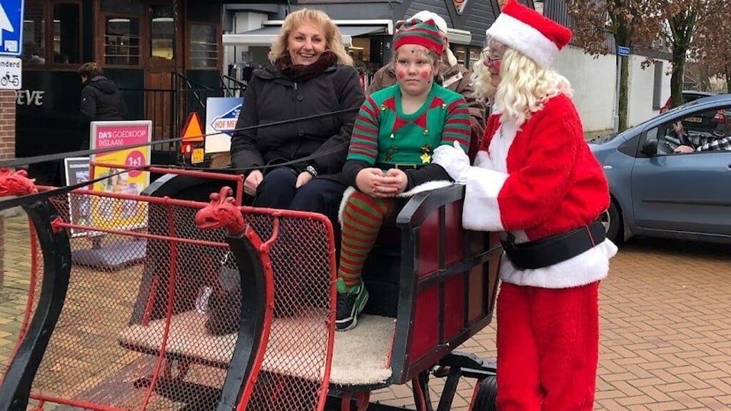 Wethouder Melvin Smit opent Kerstrondje Oldemarkt - De Kop | Al het nieuws uit Steenwijkerland