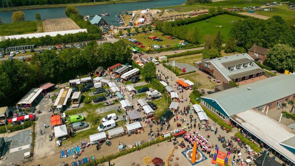 Oldtimer Festival keert terug in Vollenhove met bottertochten