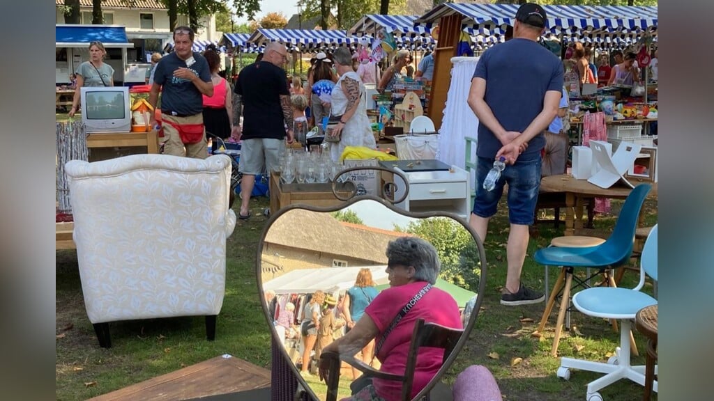 Vlooienmarkt Ulvenhout