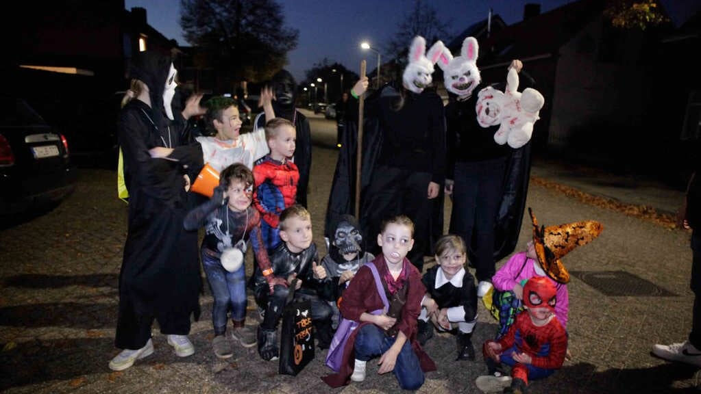 Halloweentocht en kindermiddag in Putte