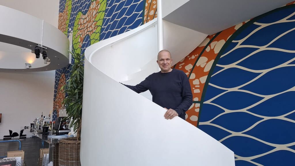 Adriaan Dönszelmann is gestart als Interim-directeur van Kunstlinie.  (Foto: Almere DEZE WEEK)
