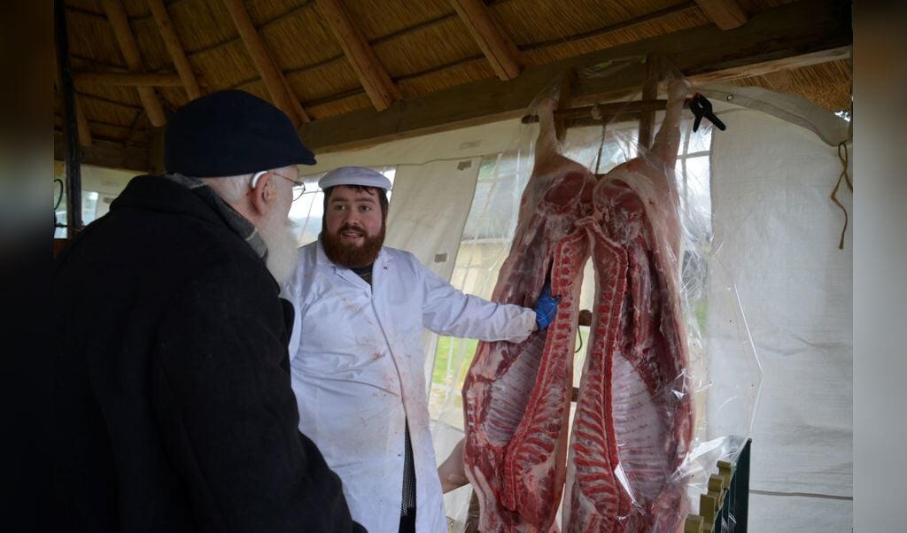 Slachtvisite met “pruveri-je” bij Museum Smedekinck Zelhem