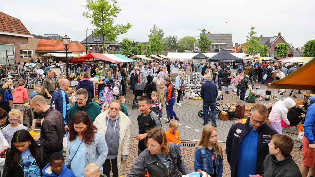 Rommelmarkt in Groot-Ammers