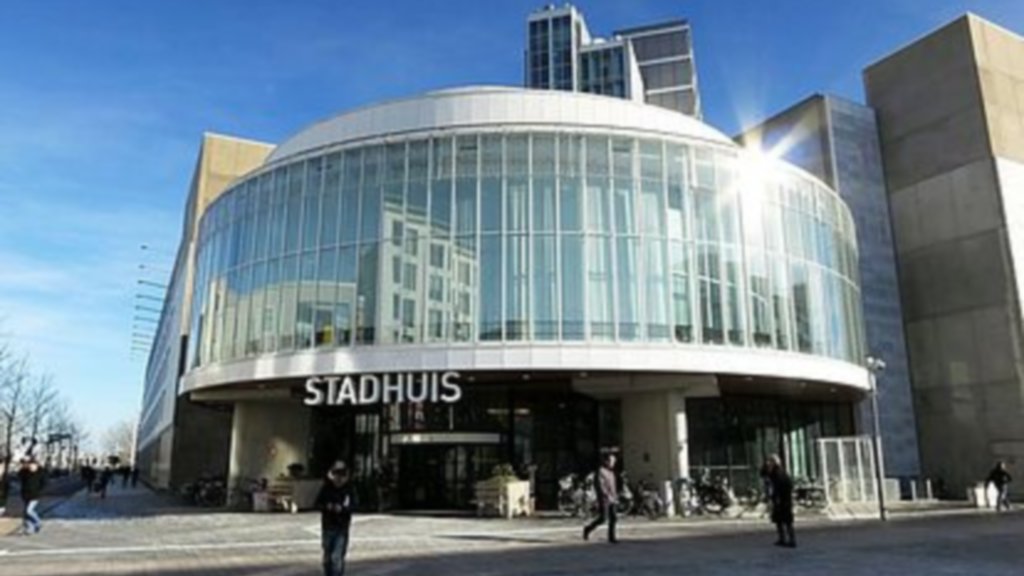 Stadhuis (Foto: aangeleverd)