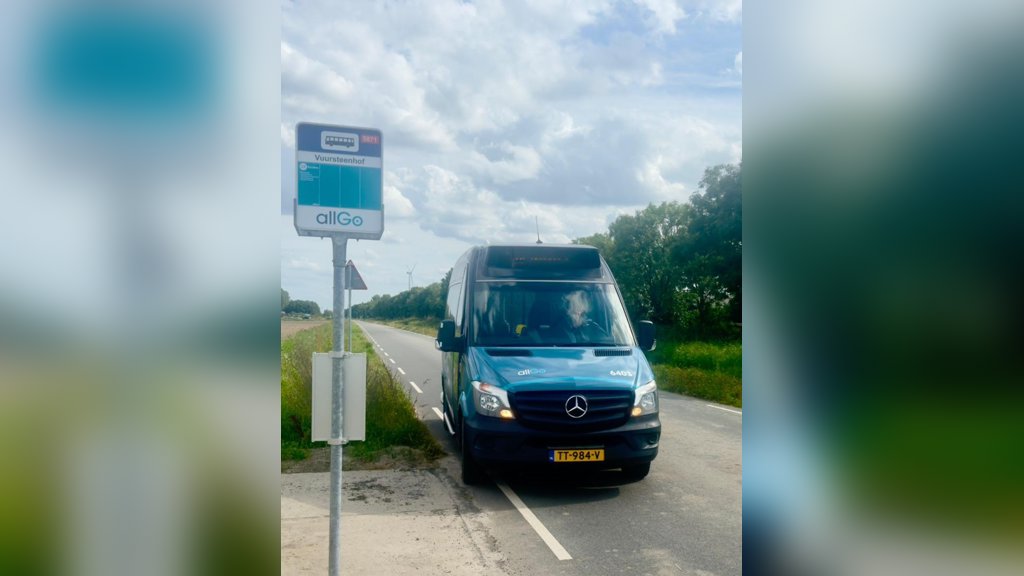 De buurtbus Almere Hout (Foto: aangeleverd)