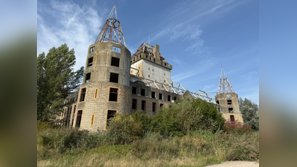 Het huidige kasteel gaat in de plannen van BPD tegen de vlakte (Foto: aangeleverd)