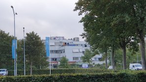Het voormalige NCCW-pand (Archieffoto: Almere DEZE WEEK)