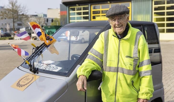 Opa Joop (100) komt op de 47 tegel van de Walk of Fame. (Foto: aangeleverd)
