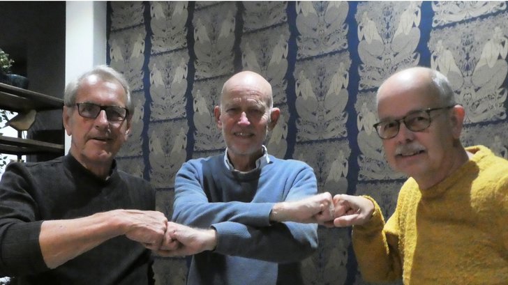 vlnr. Jaap Hadders (Nieuwleusen Synergie), Bernard Bos (Dalfsen geeft warmte) en Rieks Voslamber (Nieuwleusen Synergie).