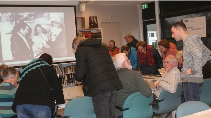 veel belangstelling voor de trechterbekers.