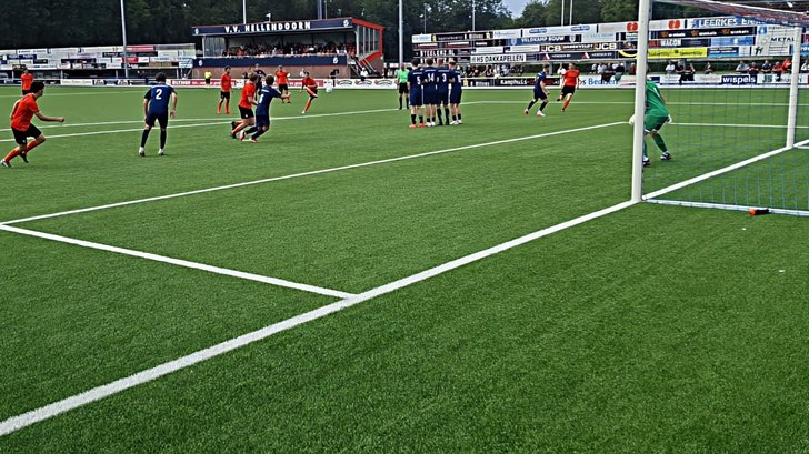 De vrije trap van Asse Visscher waaruit de 1-3 wordt gescoord.