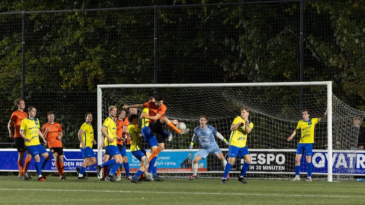 S.V. Nieuwleusen speelt bekerwedstrijd tegen Hatto Heim.
