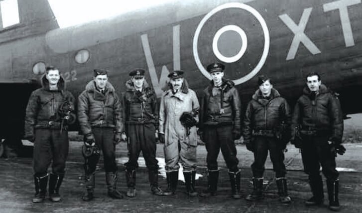De omgekomen bemanning van de Short Stirling (Foto: Aircrewremembered.com/Steve Smith)