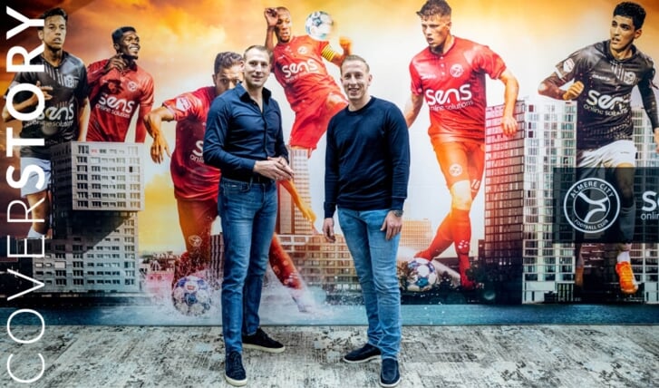 Robin en Marcel Sluijter runnen samen hun succesvolle online marketingbureau SenS Online Solutions. (Foto: Mona Alikhah)