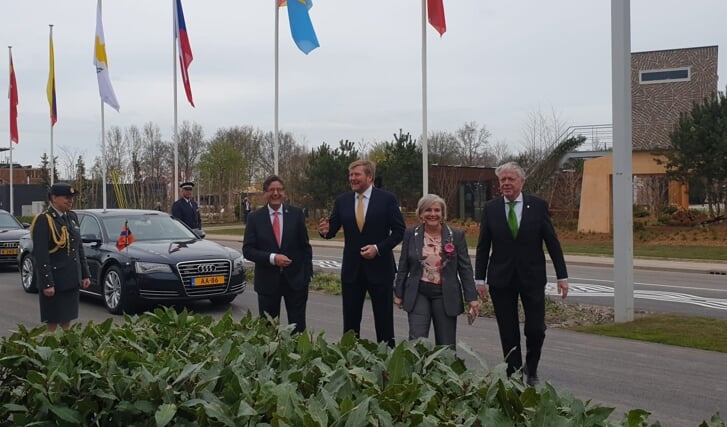 De koning arriveert op de Floriade (Foto: Almere DEZE WEEK)