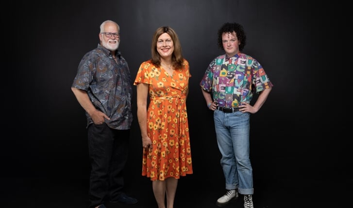 Het nieuwe bestuur van Winter Pride Almere: Mario Pot, Claire Slingerland en Sem Krijn van Dijk. (Foto: Suzanne van de Laar)