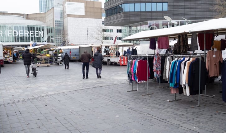 Erg groen is het centrum nu niet. (Foto: Almere DEZE WEEK)