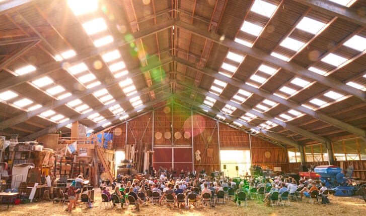 De koeienstal in Oosterwold wordt weer een concertpodium. (Foto: Murk Feitsma)