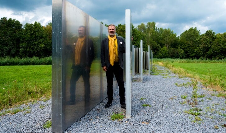 Victor van Zeeland is kunstambassadeur van Polderland Garden of Love and Fire. (Foto: Hans Jan Dürr)