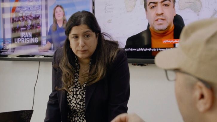 Beri Shalmashi in Frontlinie voor VPRO. (Foto: aangeleverd) 