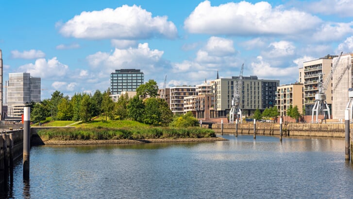 HafenCity in Hamburg. De dokkranen zijn gewoon blijven staan. (Foto: AdobeStock)