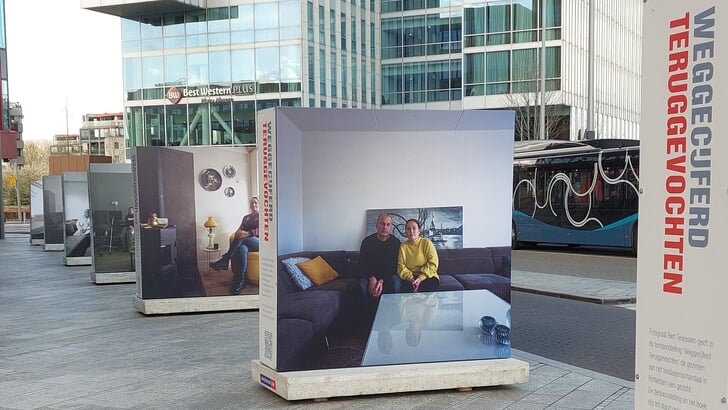 De tentoonstelling 'Weggecijferd, teruggevochten' in 2023 gaf de slachtoffers van de toeslagenaffaire een gezicht. (Archieffoto: aangeleverd)