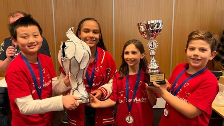 De teamleden van de Flierefluiter van links naar rechts: Yuxien, Elisa, Louaï en Gabriel. (Foto: aangeleverd)