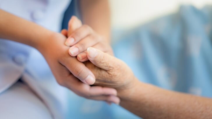 Niet alle zorgbedrijven hebben goede intenties. (Foto: Adobe Stock)