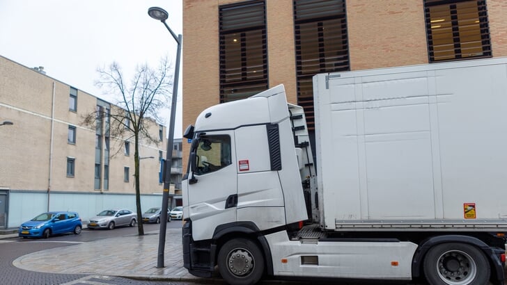 Ook voor vragen over de invoering van de zero-emissiezones en het nieuwe parkeerbeleid kun je terecht bij de inloopmarkt (Foto: Richard Terborg)