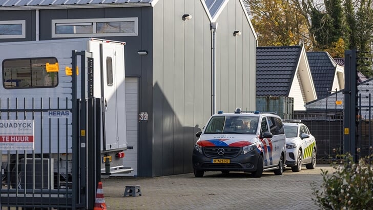 Een integrale controle op een bedrijventerrein, afgelopen november .(Archieffoto: HV Almere)