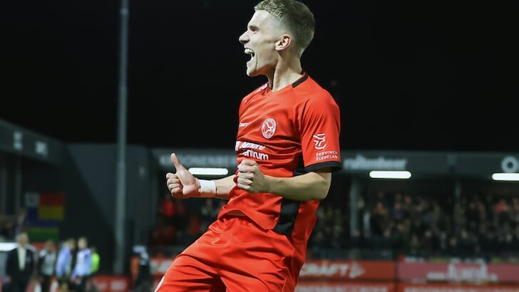 Teun Bijleveld zorgde in de tweede helft nog voor de gelijkmaker. (Archieffoto: Fred Rotgans)