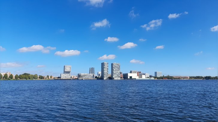 De Almeerse economie onder de loep genomen: welke uitdagingen staan economische groei in de weg? (Foto: Almere DEZE WEEK)